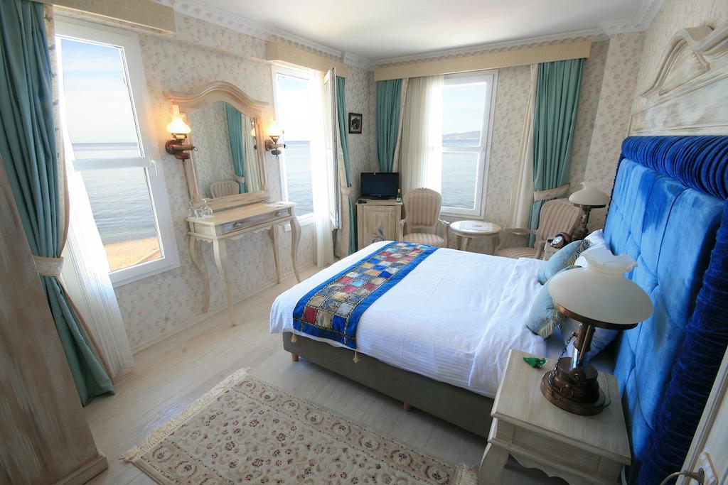 Trilyali Butik Hotel Tirilye Luaran gambar
