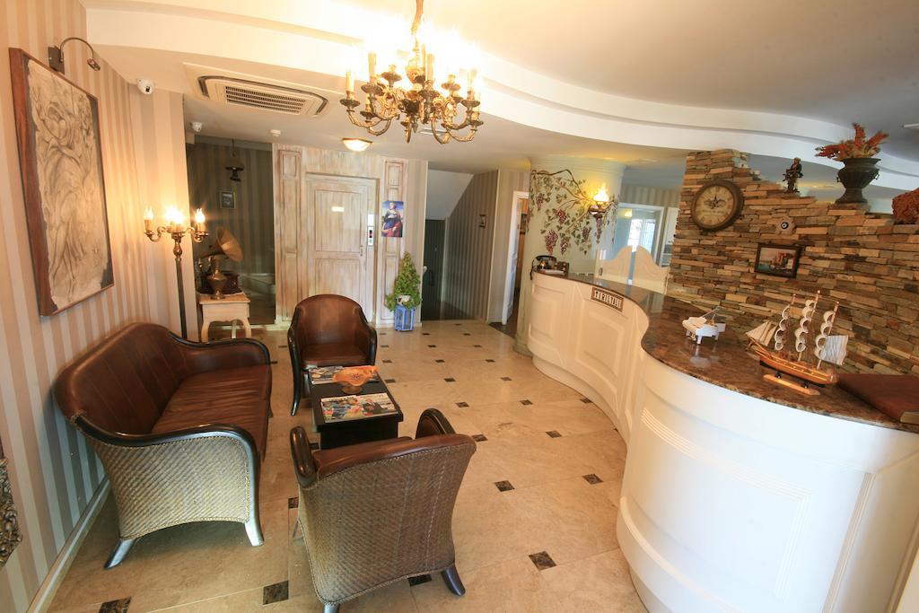 Trilyali Butik Hotel Tirilye Luaran gambar