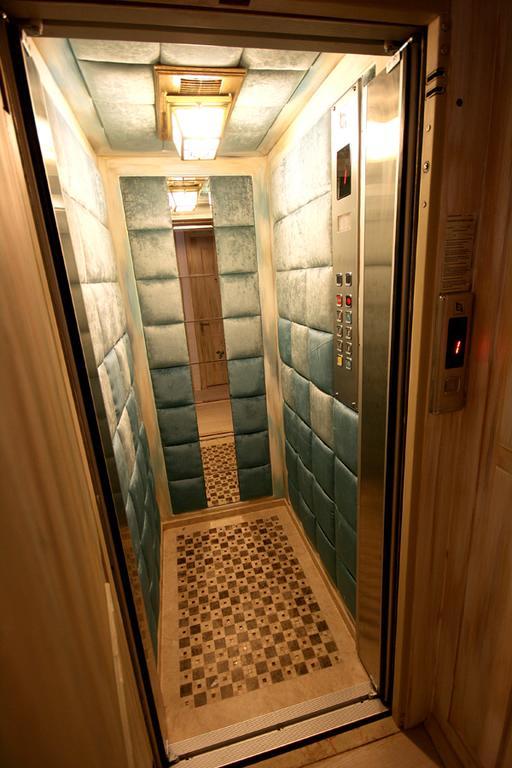 Trilyali Butik Hotel Tirilye Luaran gambar